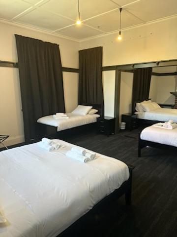 รอยัล โฮเต็ล ไรด์ Hotel ซิดนีย์ ภายนอก รูปภาพ